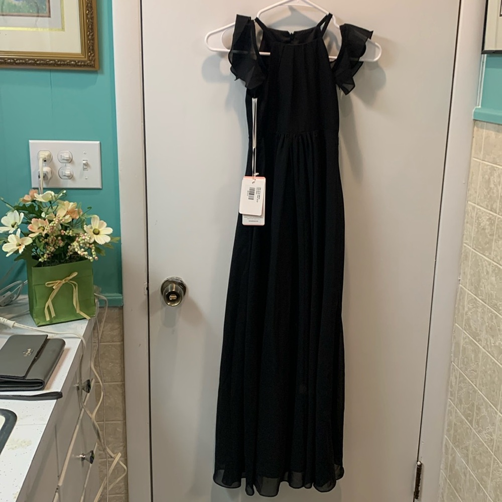 JJ’s Home Beautiful Dresses.
  BLACK JUNIOR 6. Bust 24 waist 22